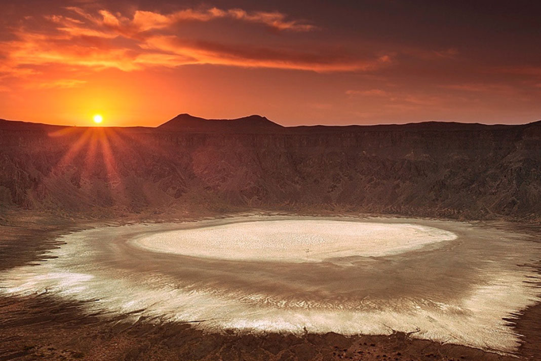 Al-Wa’bah volcanic crater adventure Saudi Arabia
