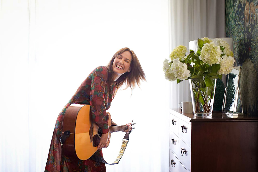 English-Arab singer-songwriter Layla Kaylif in candid discussion