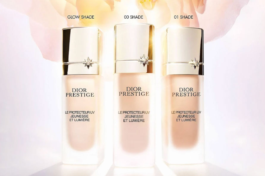 Skin-focused makeup for humid climates